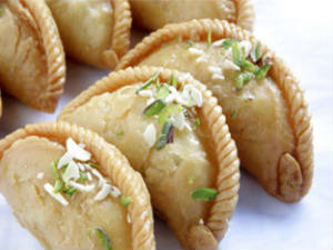 Gujiya