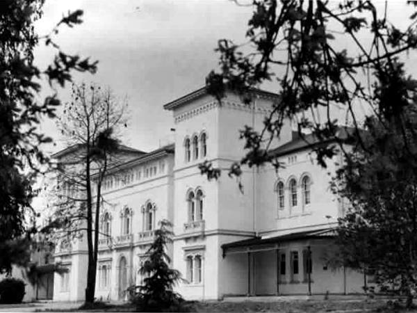 Image result for बीचवर्थ लुनाटिक असायलम, ऑस्‍ट्रेलिया