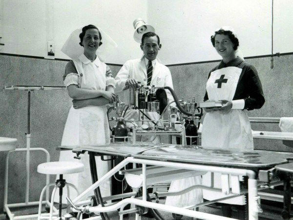 Image result for साई यिंग पुन मनोरोग अस्पताल, हाँग काँग