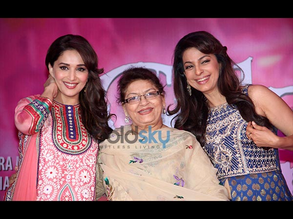 माधुरी और जूही सरोज खान के साथ