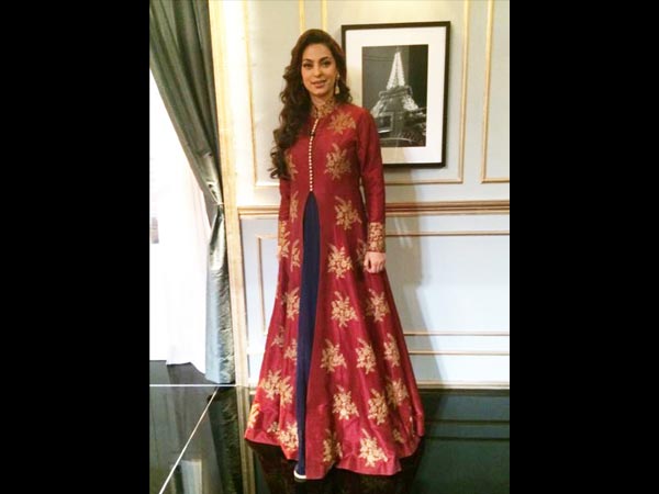 जूही अनारकली में