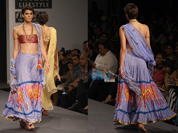 लेवेंडर लहंगा