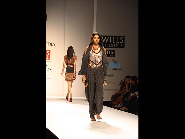 धोती पैंट