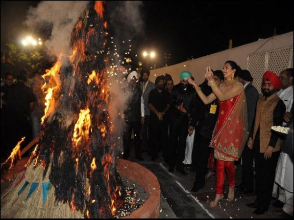 अलाव जलाना अलाव जलाना