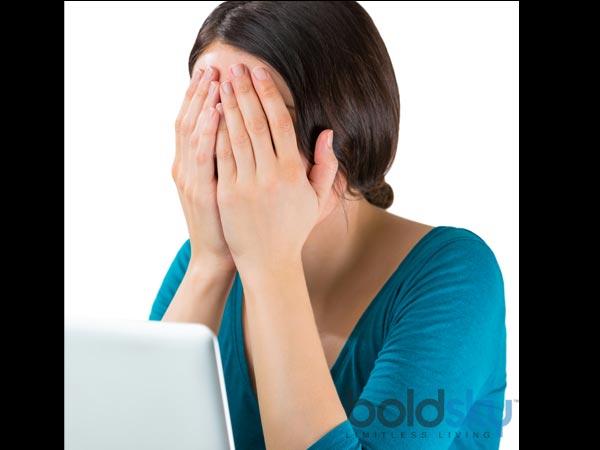 आंखों में दर्द है? जानिये इससे जुडी ...