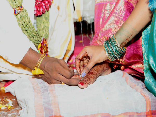 #5. बिछुए पहनना