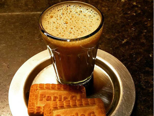 चाय के साथ बिस्कुट खाने से क्या होता है