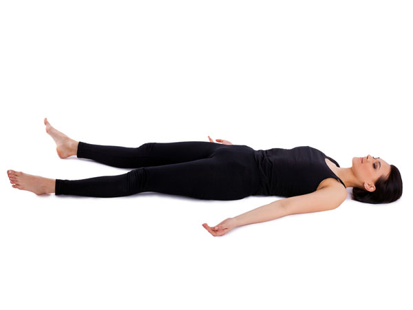 1- शवासन (Savasana) :