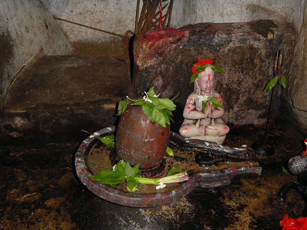 पहले प्रहर की पूजा