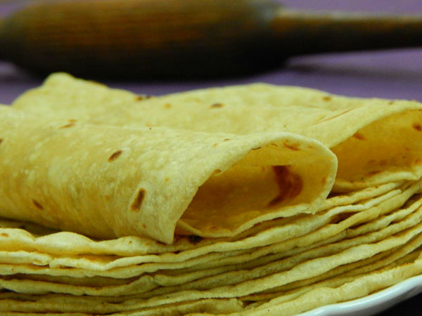 8. चावल, गेहूं और रोटी