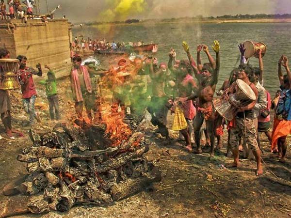 गिरा था शिव का कुंडल