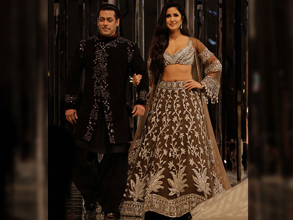 salman-khan-katrina-kaif-walked-the-ramp-manish-malhotra