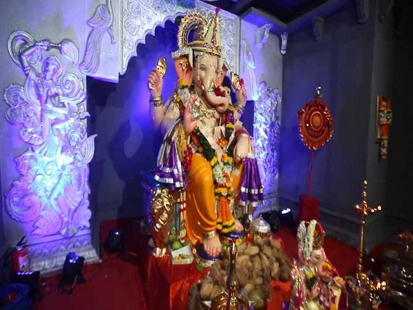 इस त्योहार के पीछे की कथाएं
