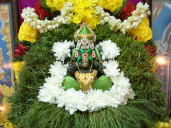 21 दूर्वा का मुकुट बनाएं