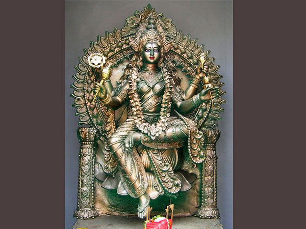 इस मंत्र का करें जाप