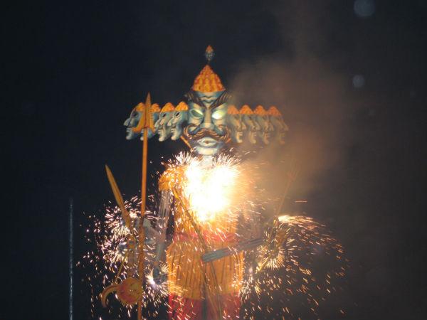 रावण के पुतले की अस्थि को माना जाता है शुभ