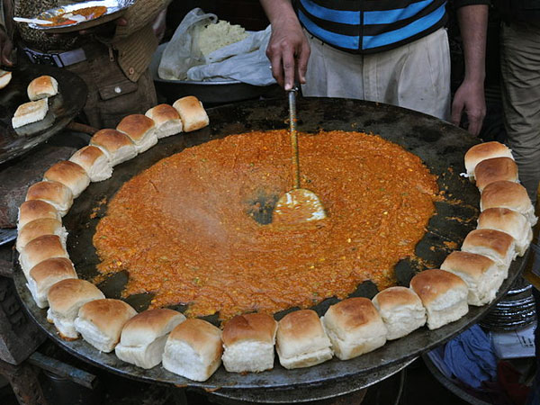 दूषित खाने के वजह से