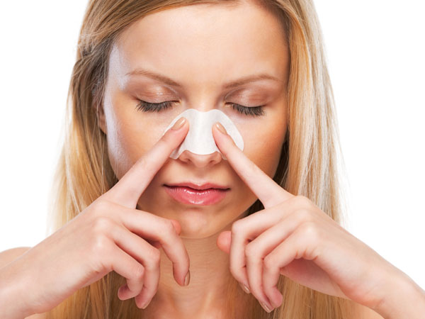 ब्लैकहेड्स के लिए पोर स्ट्रिप्स