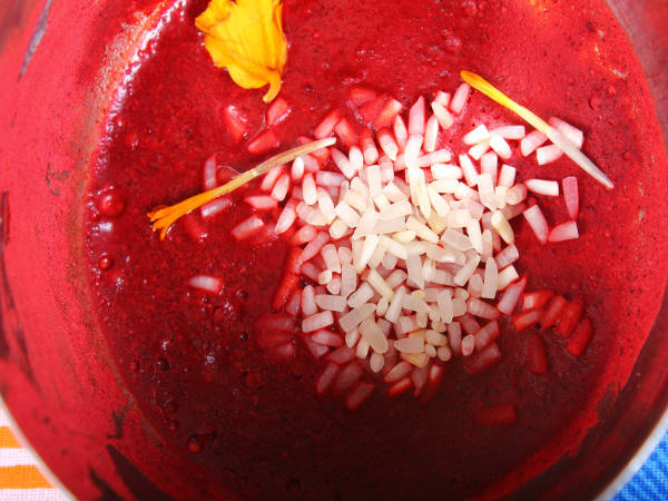 5. कुमकुम