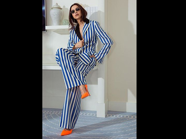 Look 1 :