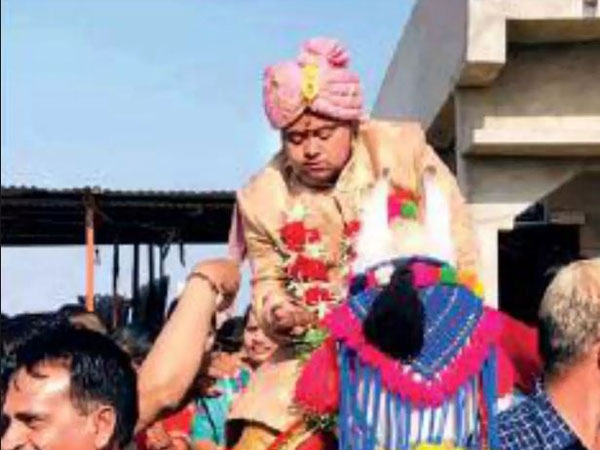 भाई की शादी को देख जगी शादी की इच्छा