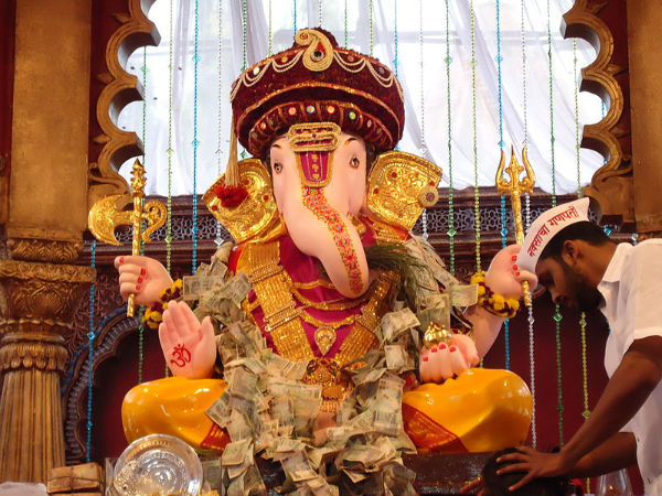 गणपति बप्पा मोरया है भक्त की आस्था का प्रतीक