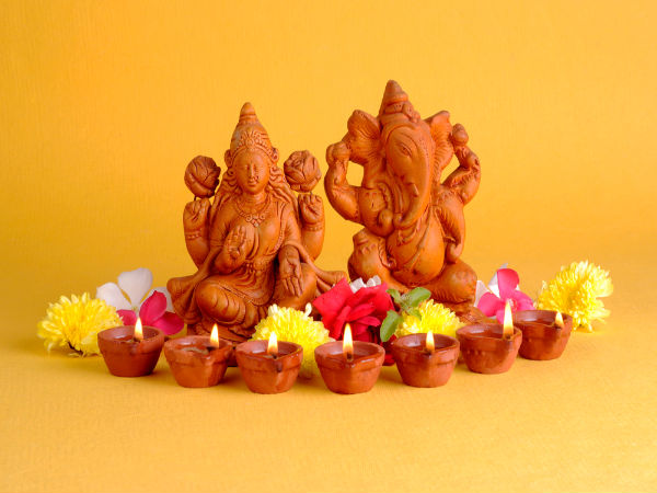 कुछ बातों का ध्यान रखकर ऐसे करें दिवाली पर लक्ष्मी पूजा