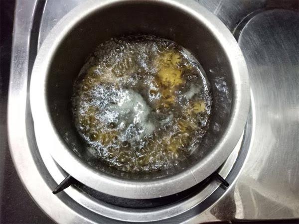 2. बनाएं होममेड स्कीन टोनर