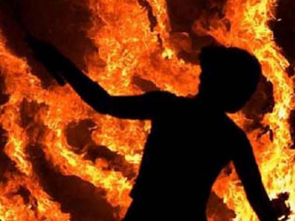 आप खुद बुझा रहे हों आग आप खुद बुझा रहे हों आग