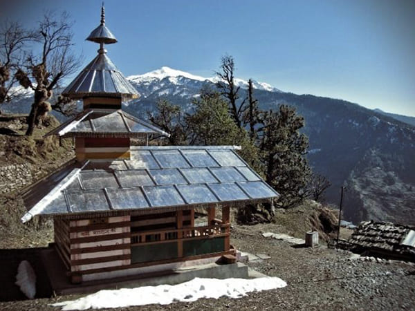 ऐसे बना यहां मंदिर