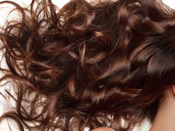 हेयर के अनुसार यूज करें प्रोडक्ट हेयर के अनुसार यूज करें प्रोडक्ट