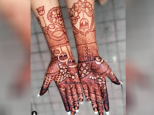 दुल्हन मेहंदी