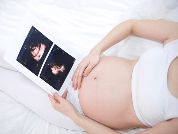 ढीले ढाले आरामदायक कपड़े पहने ढीले ढाले आरामदायक कपड़े पहने