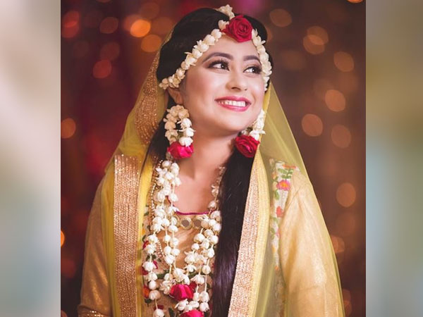 हल्दी पर कैसे करें मेकअप