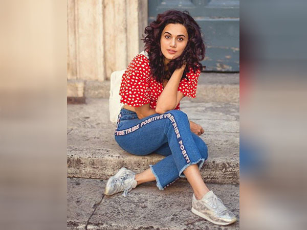 कैजुअल लुक