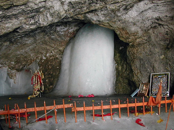 13. कश्मीर शक्तिपीठ या अमरनाथ शक्तिपीठ (Kashmir Shakti Peeth or Amarnath Shakti Peeth):