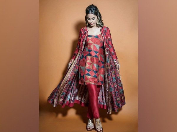 हिना खान रेड स्टाइलिश सूट हिना खान रेड स्टाइलिश सूट