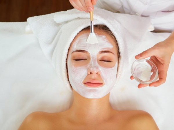 Beauty tips : जानिए किस प्रकार मुलेठी का इस्तेमाल करने पर यह आपके को चेहरे को बना देगा गोरा