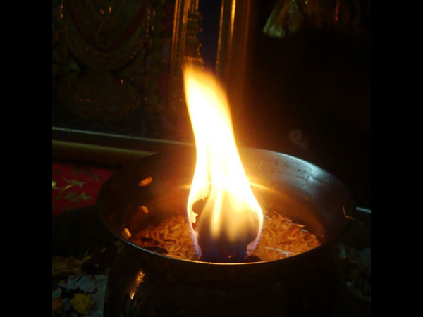 दिमाग को नकारात्मकता से रखें दूर दिमाग को नकारात्मकता से रखें दूर