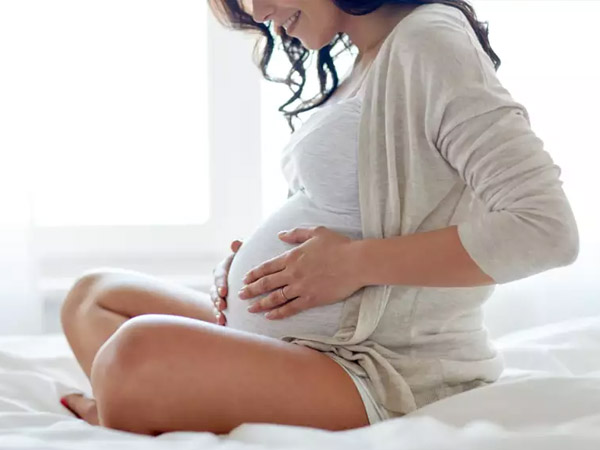 40 साल की उम्र के बाद मां बनना संभव है ? 40 साल की उम्र के बाद मां बनना संभव है ?