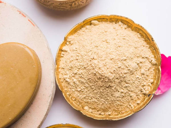मुल्तानी मिट्टी हेयर पैक लगाने के बाद क्या करें मुल्तानी मिट्टी हेयर पैक लगाने के बाद क्या करें