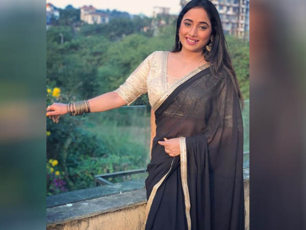 साड़ी में रानी चटर्जी साड़ी में रानी चटर्जी