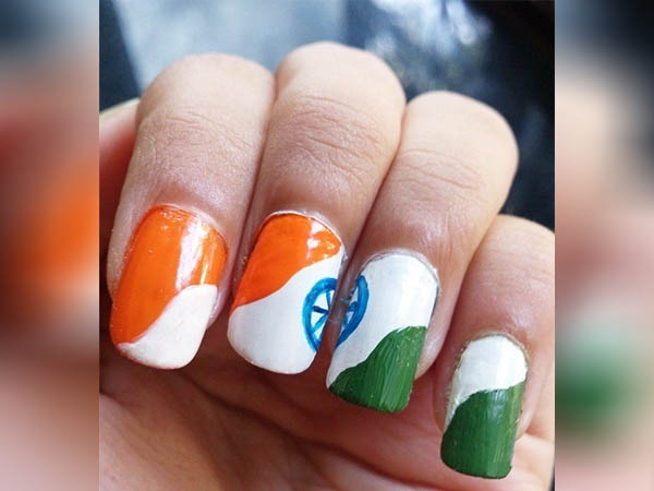 तिरंगा नेल आर्ट तिरंगा नेल आर्ट