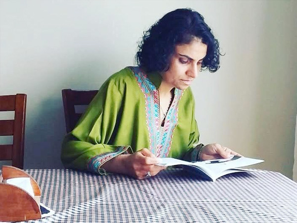 शिक्षा को बनाया हथियार शिक्षा को बनाया हथियार