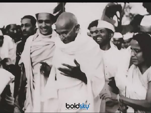 जानिए महात्मा गांधी के बारे में जानिए महात्मा गांधी के बारे में