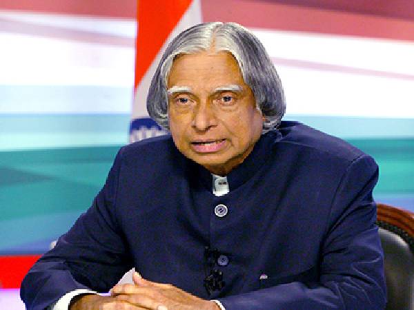 उनके विचार थे बेहद अद्भुत उनके विचार थे बेहद अद्भुत