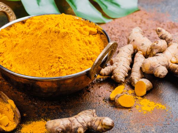 हल्दी टोनर के फायदे हल्दी टोनर के फायदे