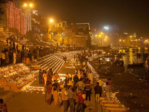 देव दीपावली का महत्व: देव दीपावली का महत्व: