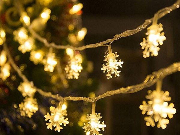 स्नोफ्लेक्स लाइट Snowflakes Light स्नोफ्लेक्स लाइट Snowflakes Light