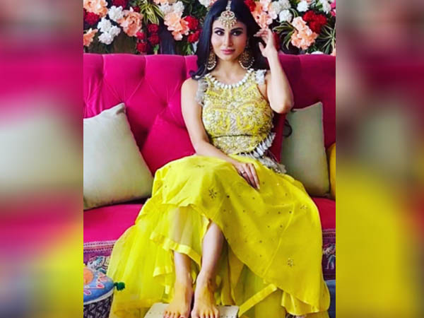 मौनी रॉय के पहले भी रह चुके हैं अफेयर मौनी रॉय के पहले भी रह चुके हैं अफेयर
